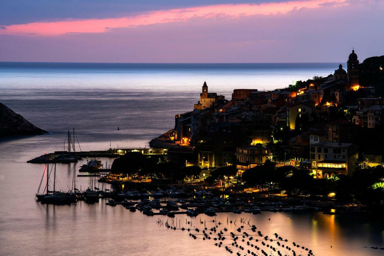 Апартаменты La Finestra Sul Mare Портовенере Экстерьер фото